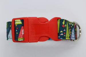 Buckle Collar in "Home for Christmas"
